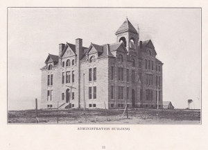 DBC1913-013.jpg (1022681 bytes)